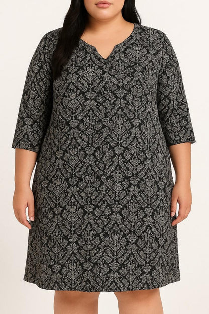 vestido midi de talla grande con estampado