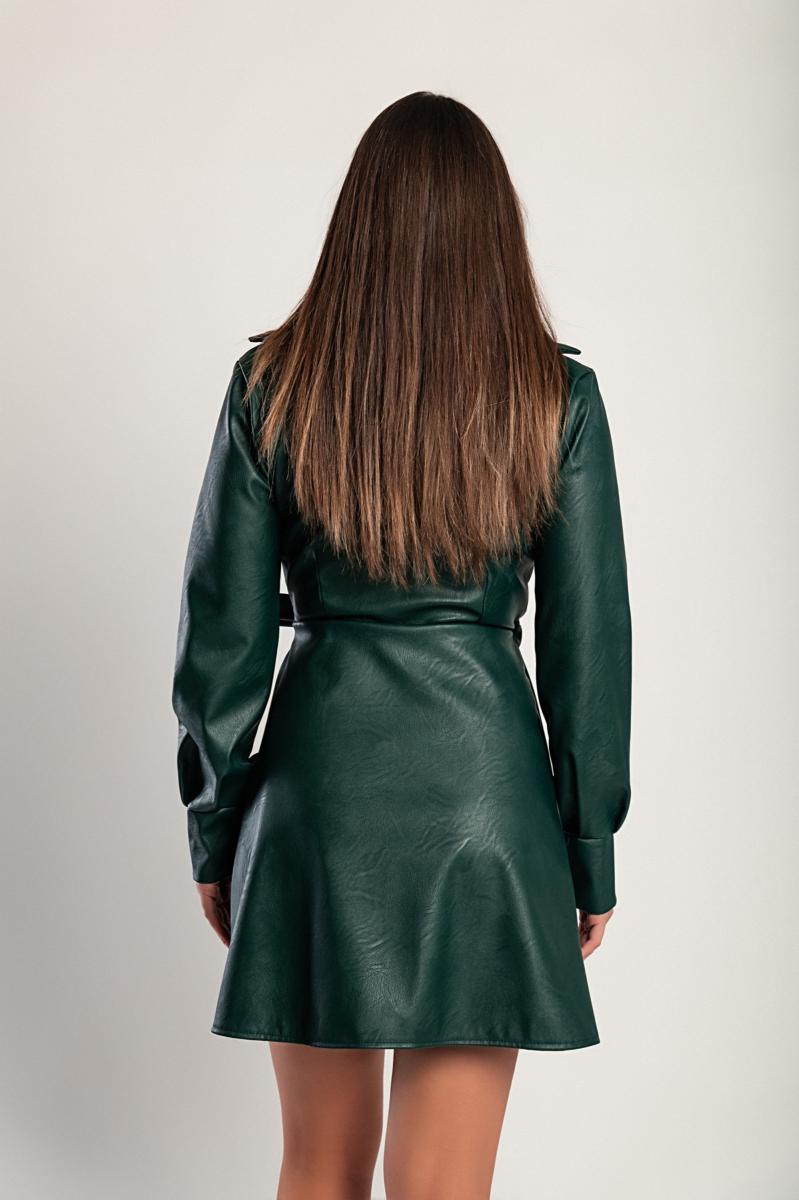 Minivestido elegante em pelo sintético com colarinho de lapela Pellita