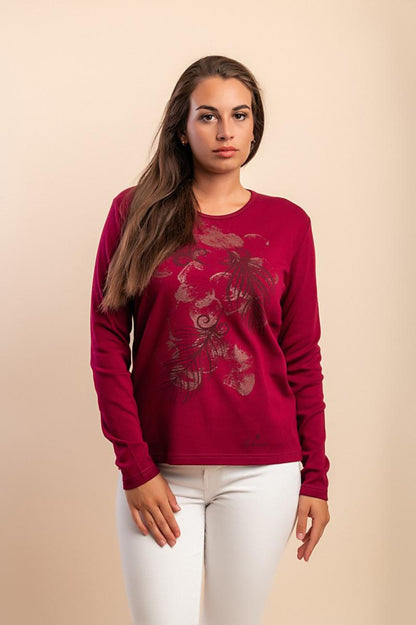 Long-sleeved top