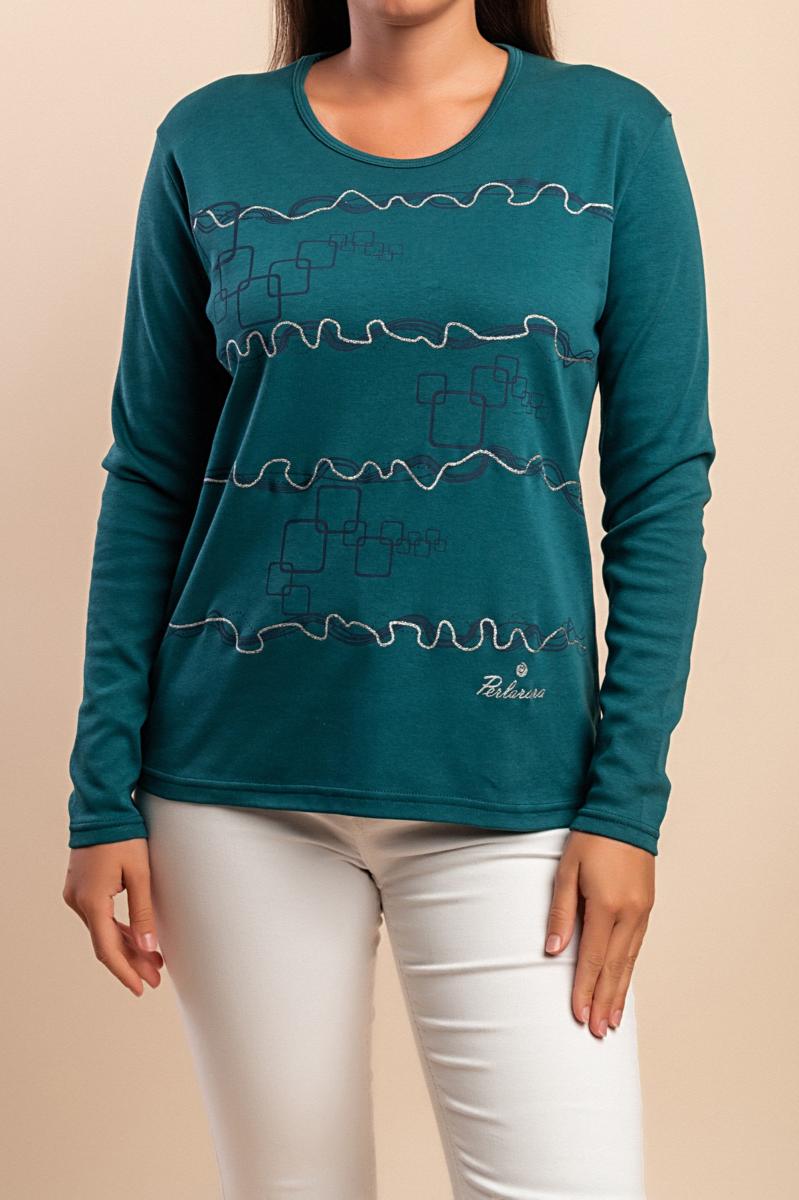 Long-sleeved cotton top