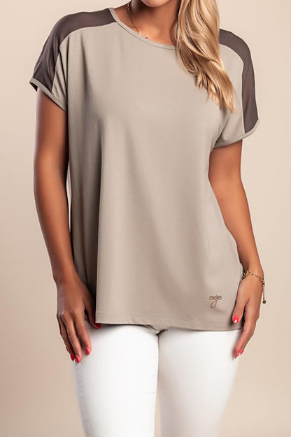 Tricou cu guler rotund
