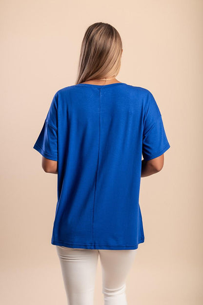 T-shirt με διακοσμητικά τρουκ