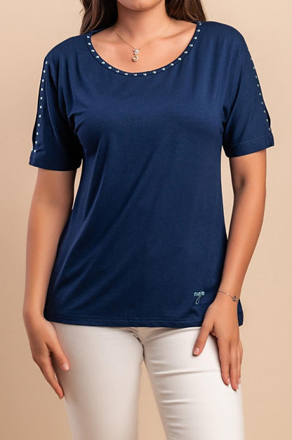T-shirt με διακοσμητικά τρουκ