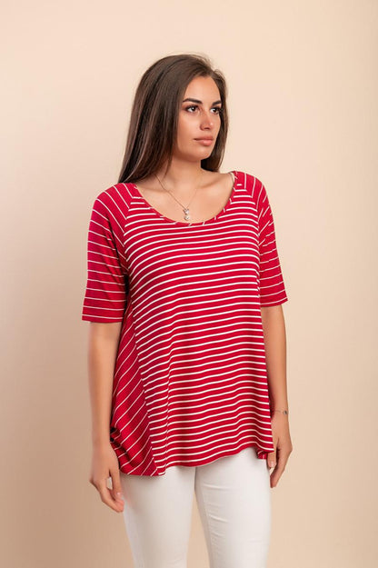 Tricou cu imprimeu în dungi