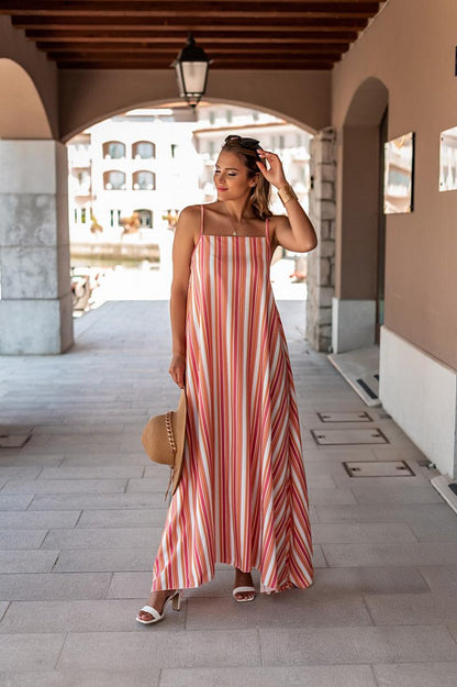 Rochie maxi elegantă cu imprimeu în dungi