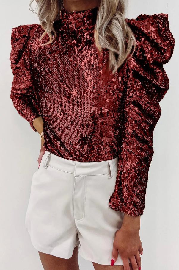 Elegancki top z cekinami