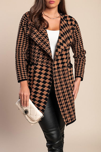 Weiche Strickjacke mit Karoprint