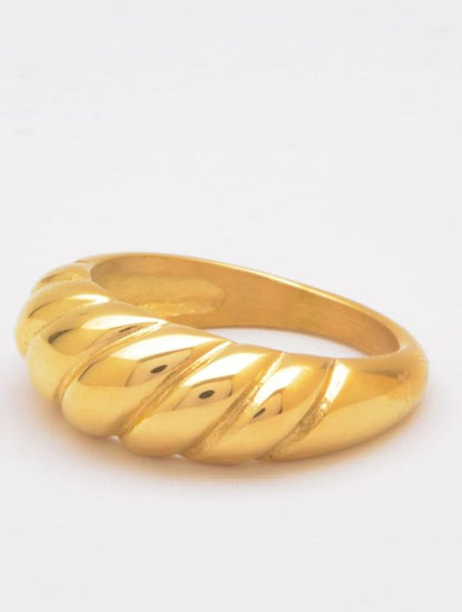 Anel elegante, ART544