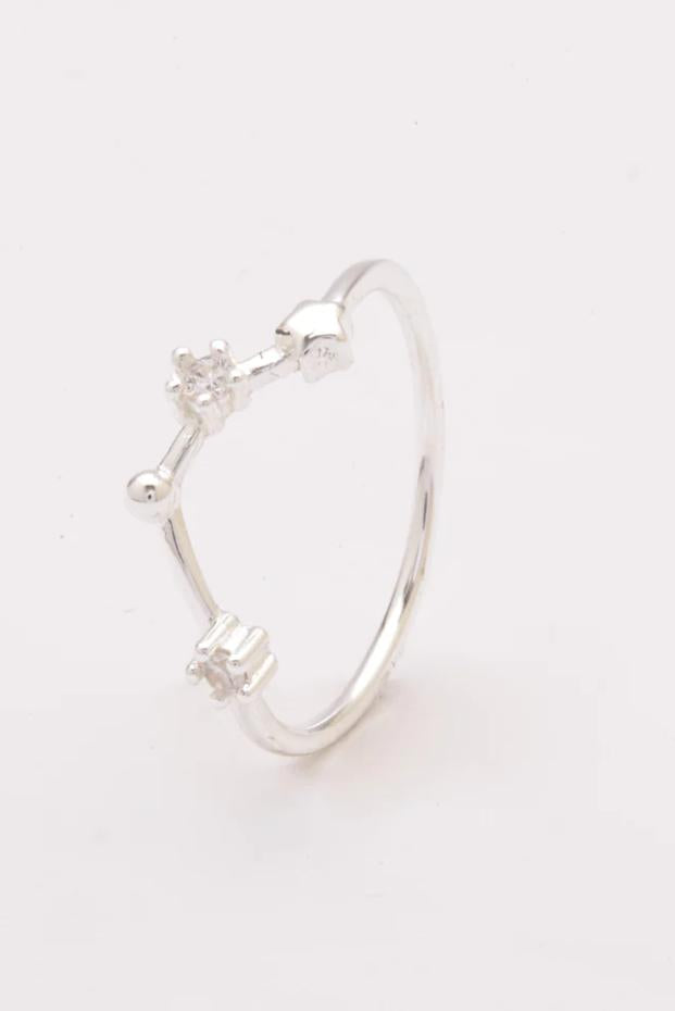 Anello in argento con diamanti decorativi, ART503