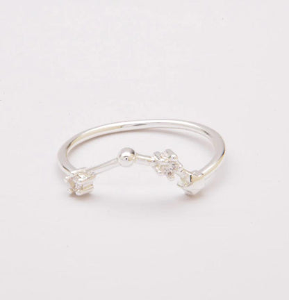 Anello in argento con diamanti decorativi, ART503