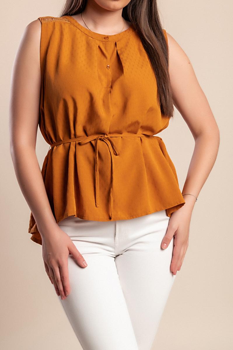 Sleeveless blouse