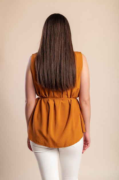 Sleeveless blouse