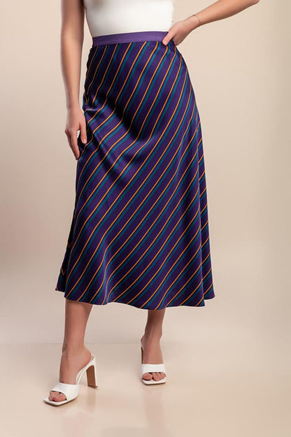 Plus size skirt with striped print