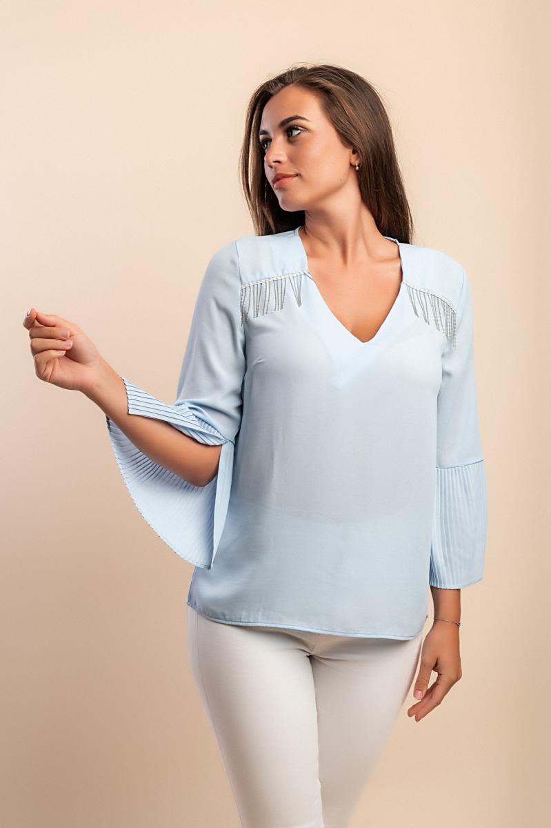 Sweatshirt with pleated detail