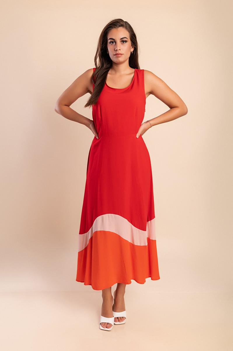 Plus size long sleeveless dress