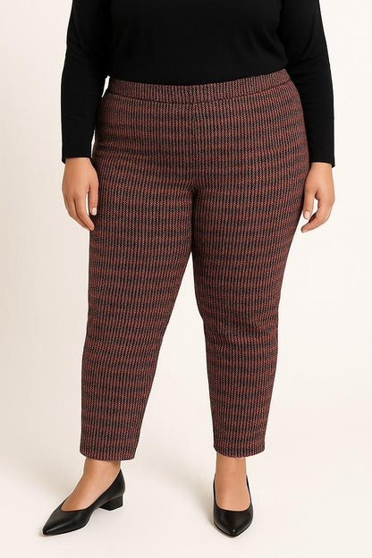 Plus size pants with checkered print