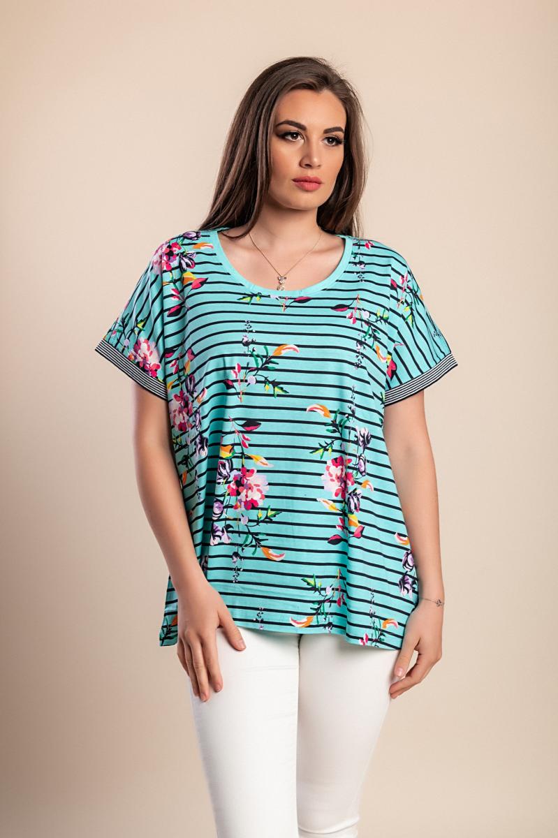 Tricou mărimi mari cu imprimeu în dungi