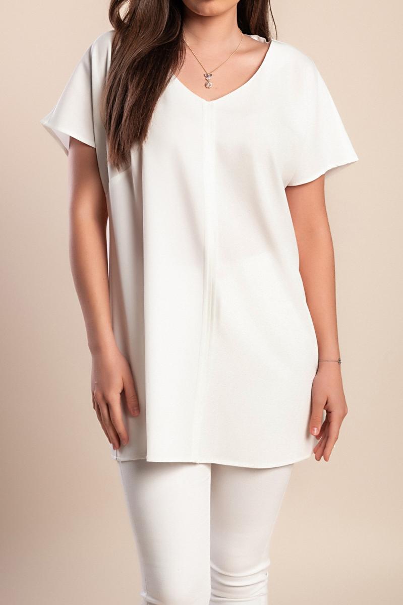Plus size blouse with short sleeves