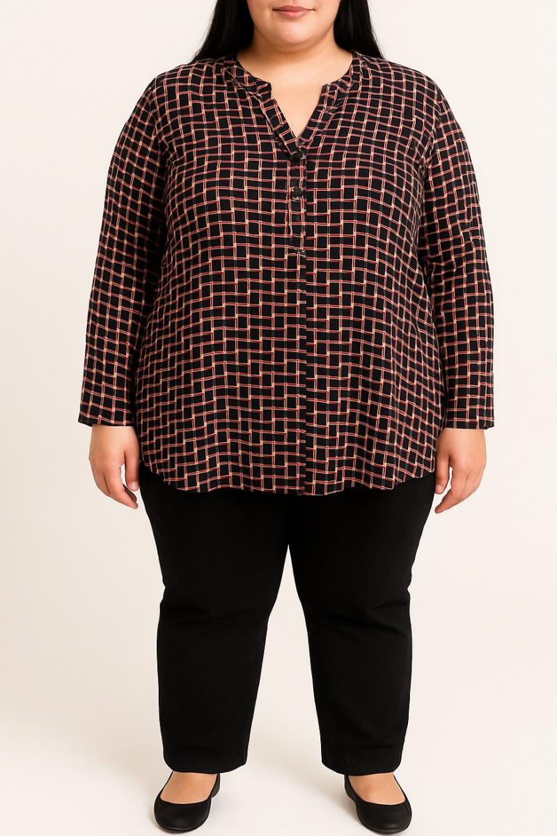 Plus size sweatshirt with print