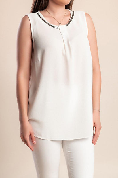 Plus size sleeveless blouse