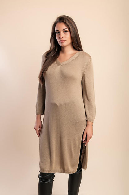 Strickkleid mit Schlitz