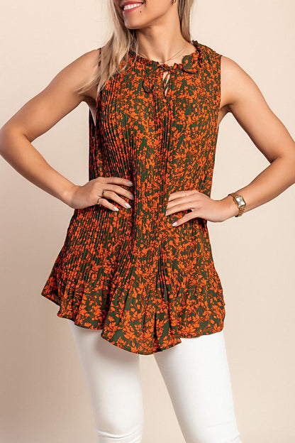 Plus size pleated blouse with print