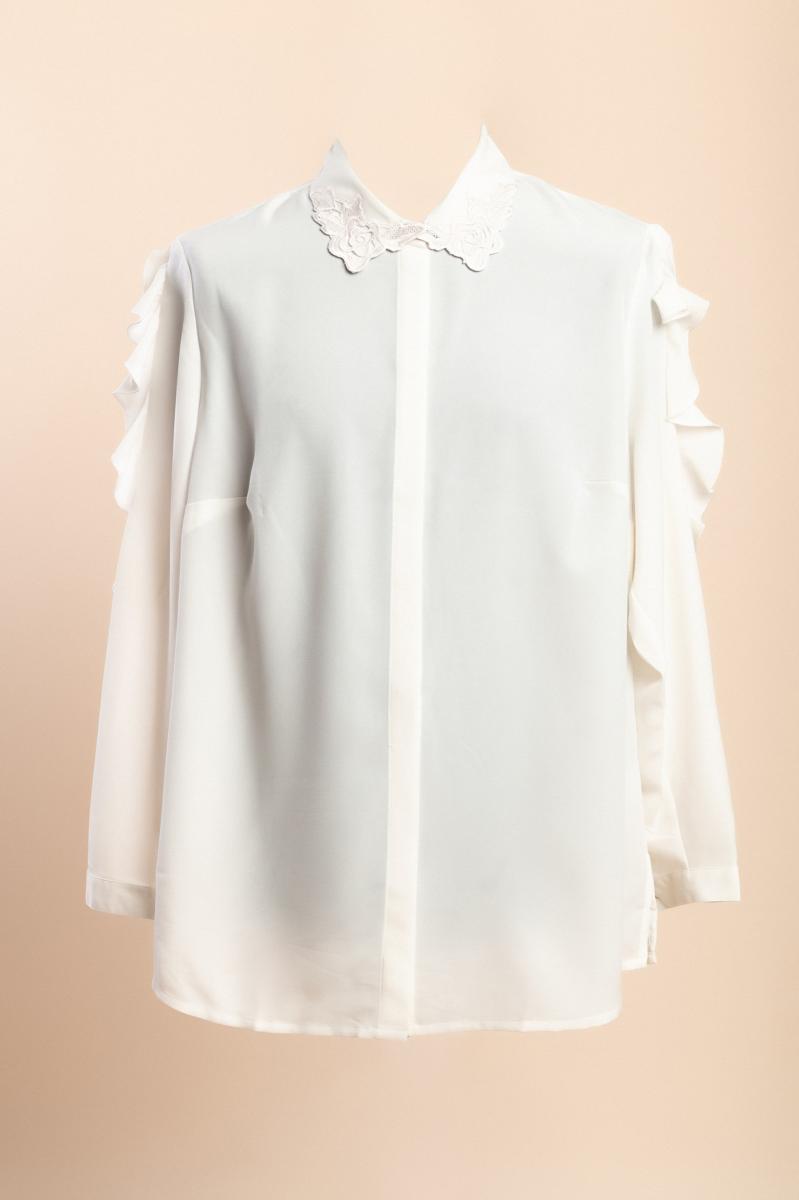 Blusa plus size com folhos