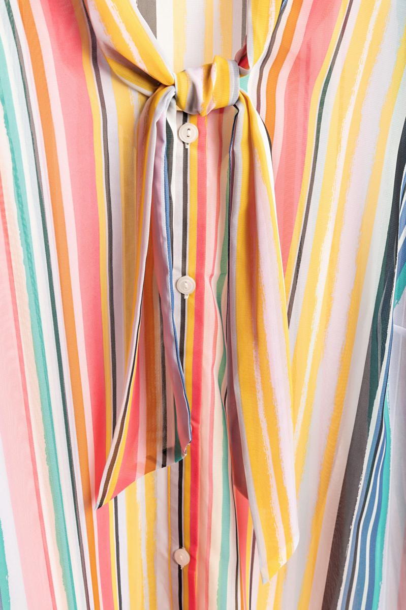 Blouse in grote maten met gestreepte print
