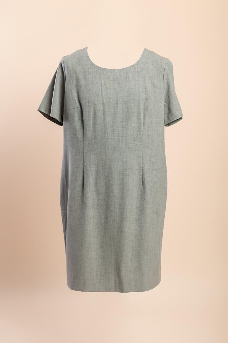 Kleid mit kurzen Ärmeln in großen Größen