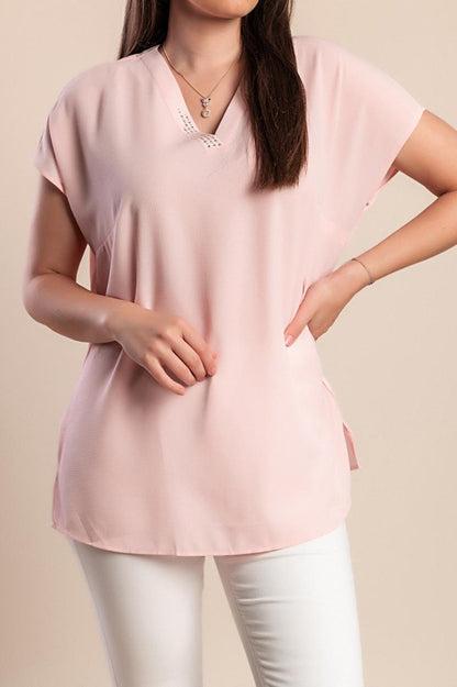 Short-sleeved blouse