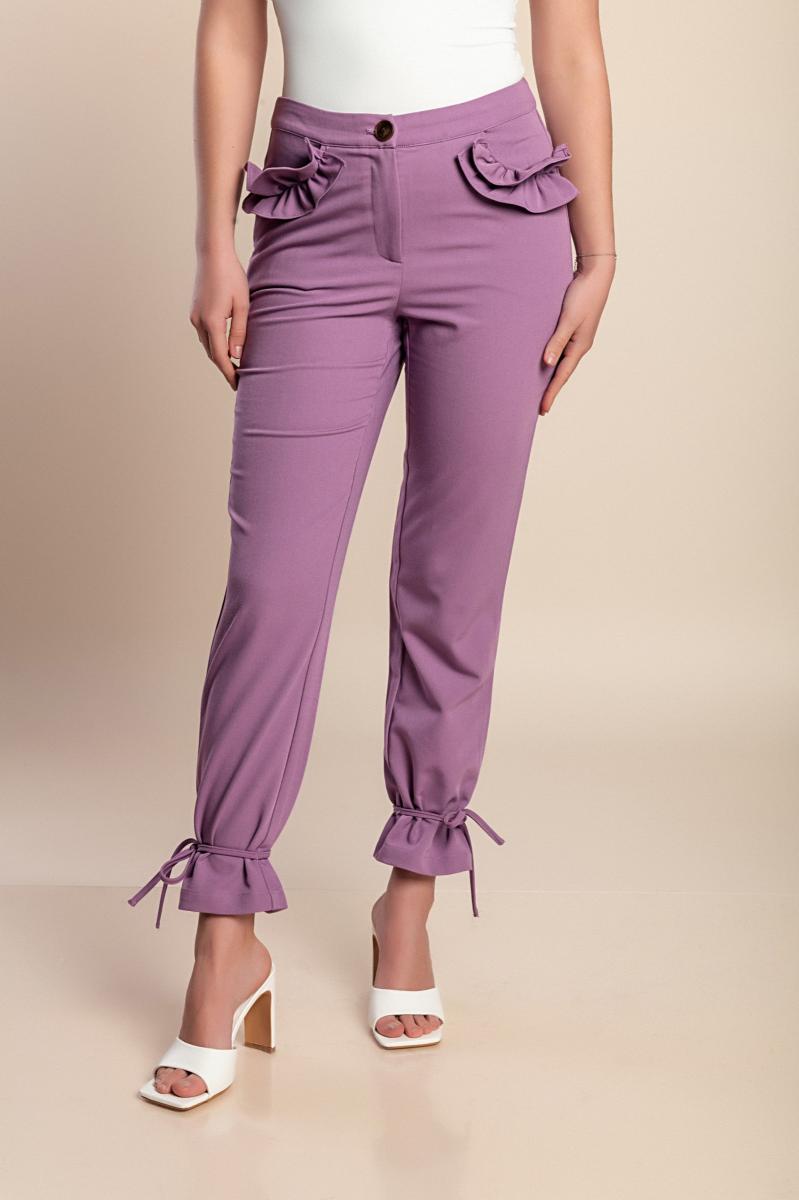 Lange Hose mit Rüschen
