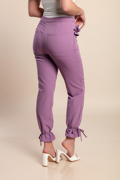 Lange Hose mit Rüschen