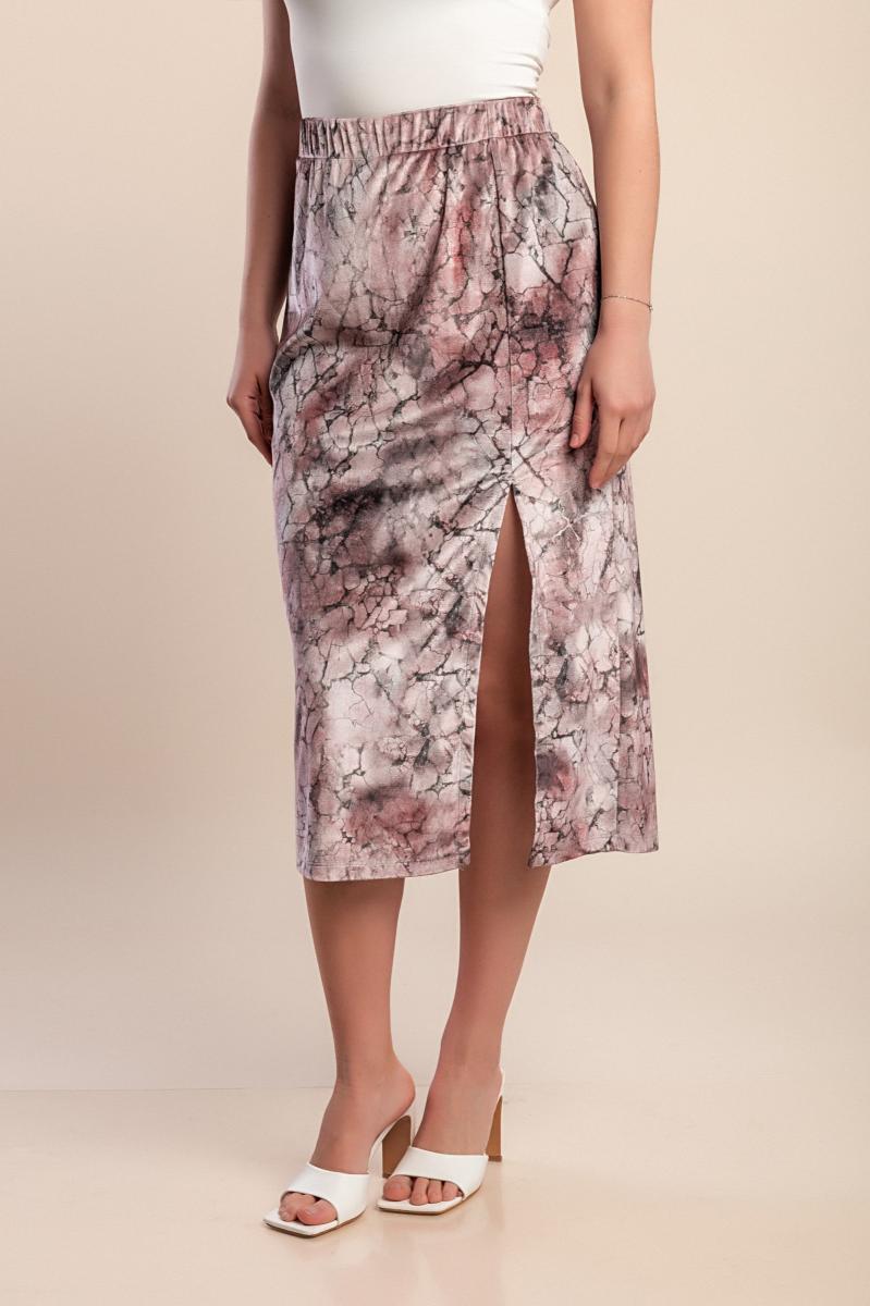 Plus size midi skirt with print