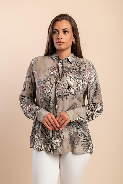 Nadměrná velikost potištěné halenky