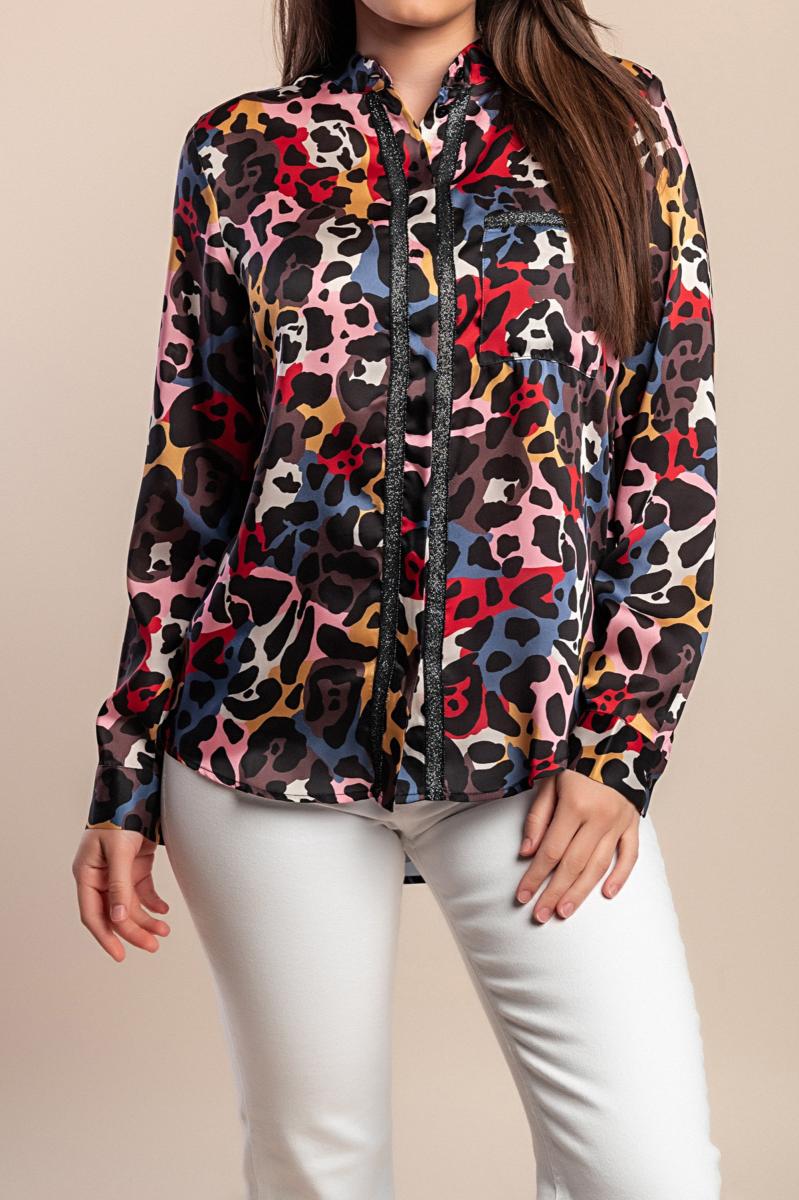 Top plus size com estampado leopardo