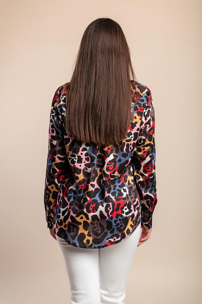 Top plus size com estampado leopardo