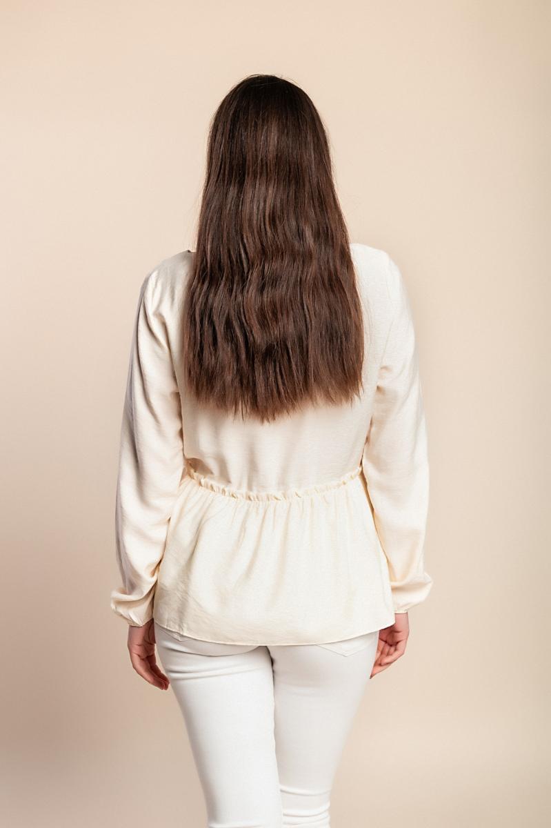 Bluse in großen Größen mit langen Ärmeln