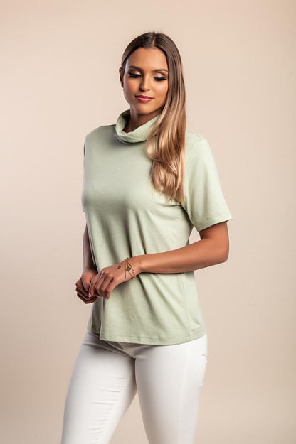 Short-sleeved top
