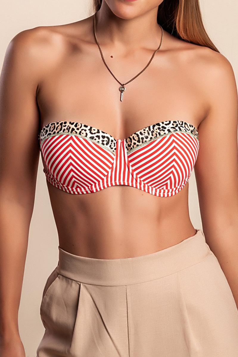 Costum de baie