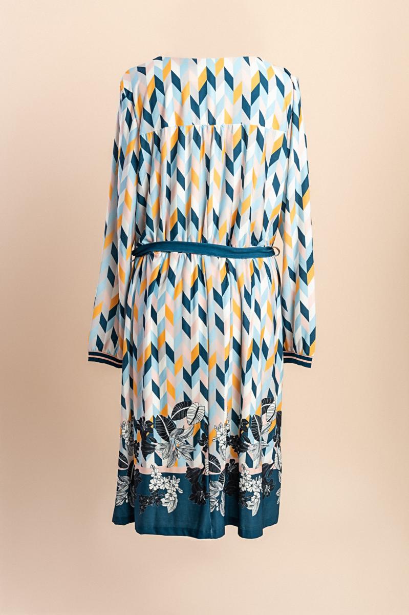 Midikleid in großen Größen mit Print
