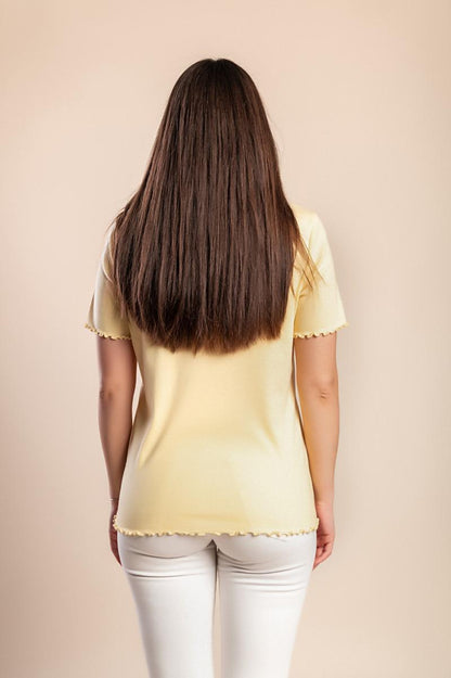 T-shirt com gola redonda