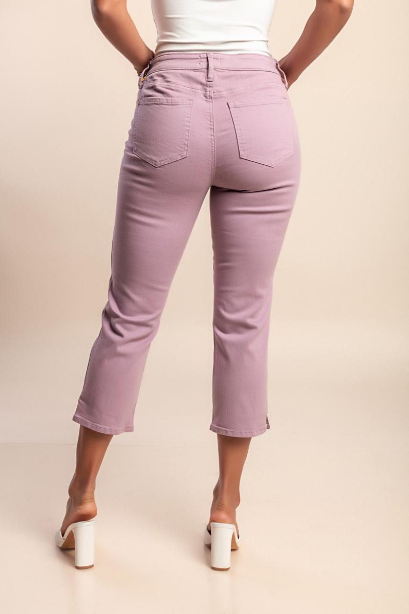 Plus-Size-Capri-Jeans