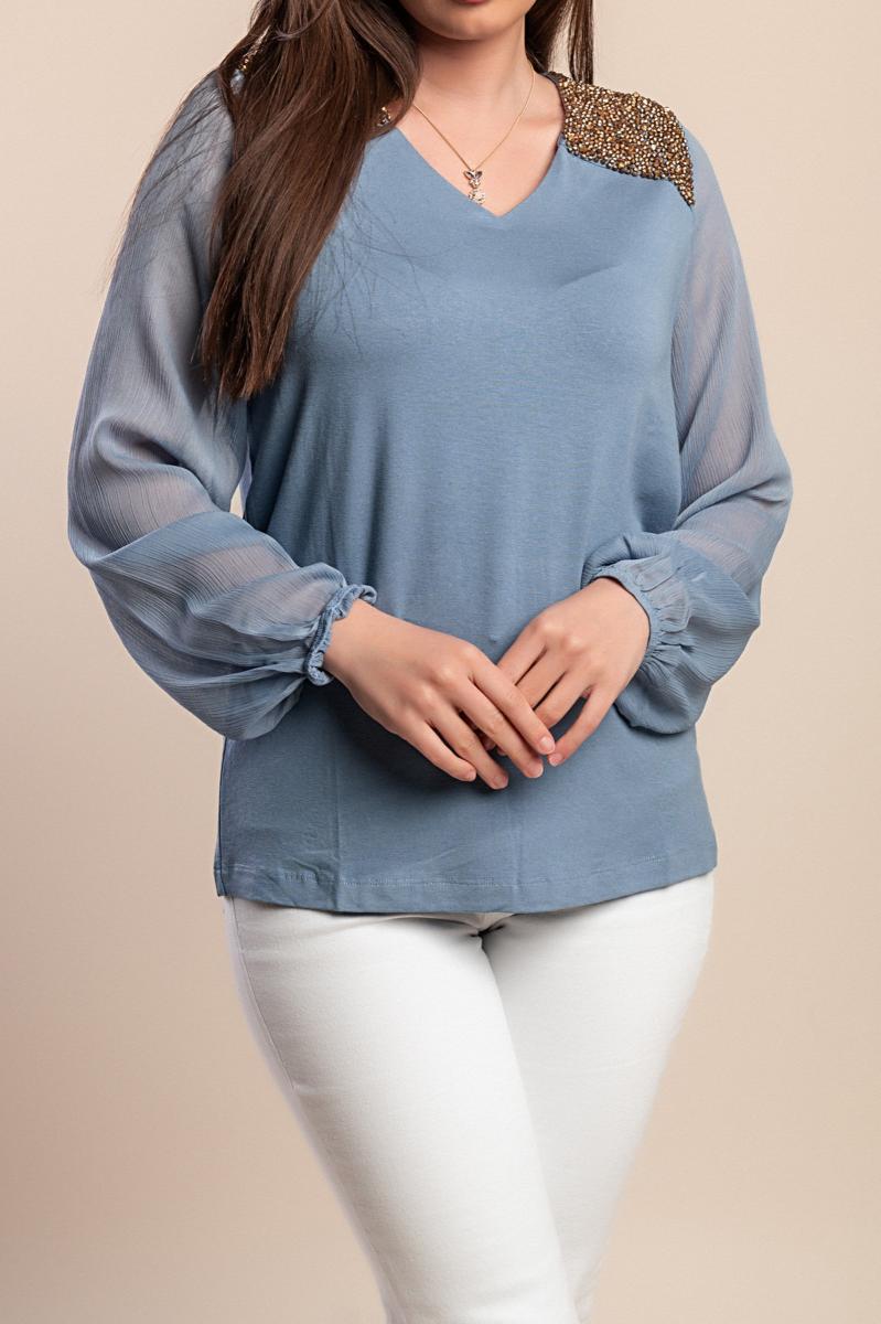 Bluza većih veličina s ukrasnim detaljem