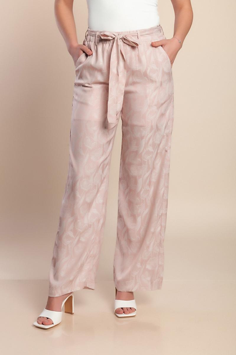 Long pants with belt