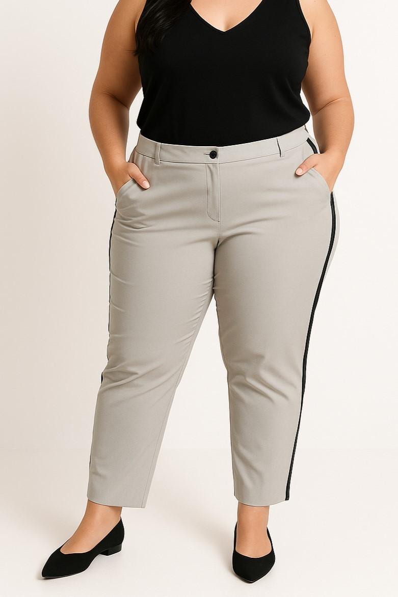 Pantaloni eleganți plus size
