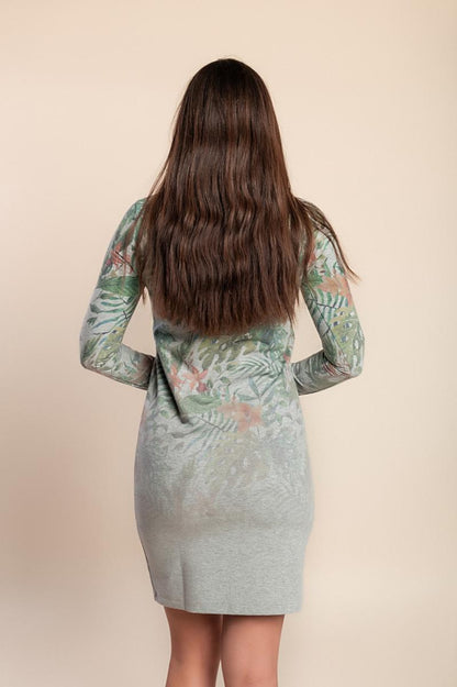 Enges bedrucktes Minikleid