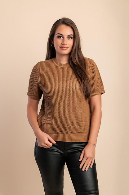 Knitted short-sleeve top