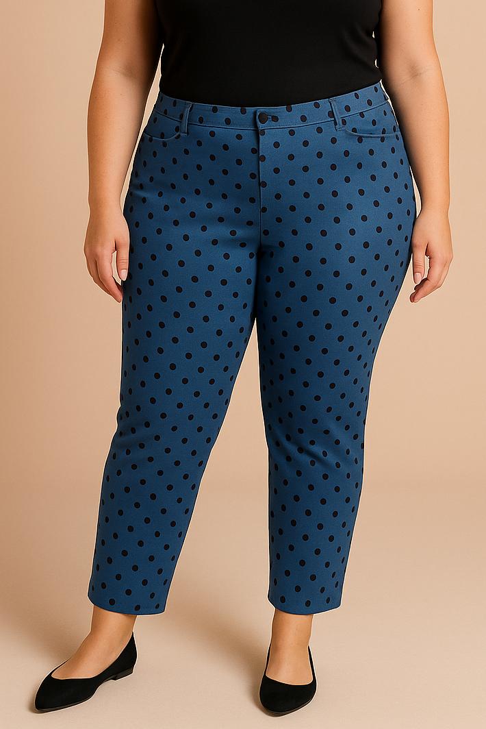 Plus size pants with dot print