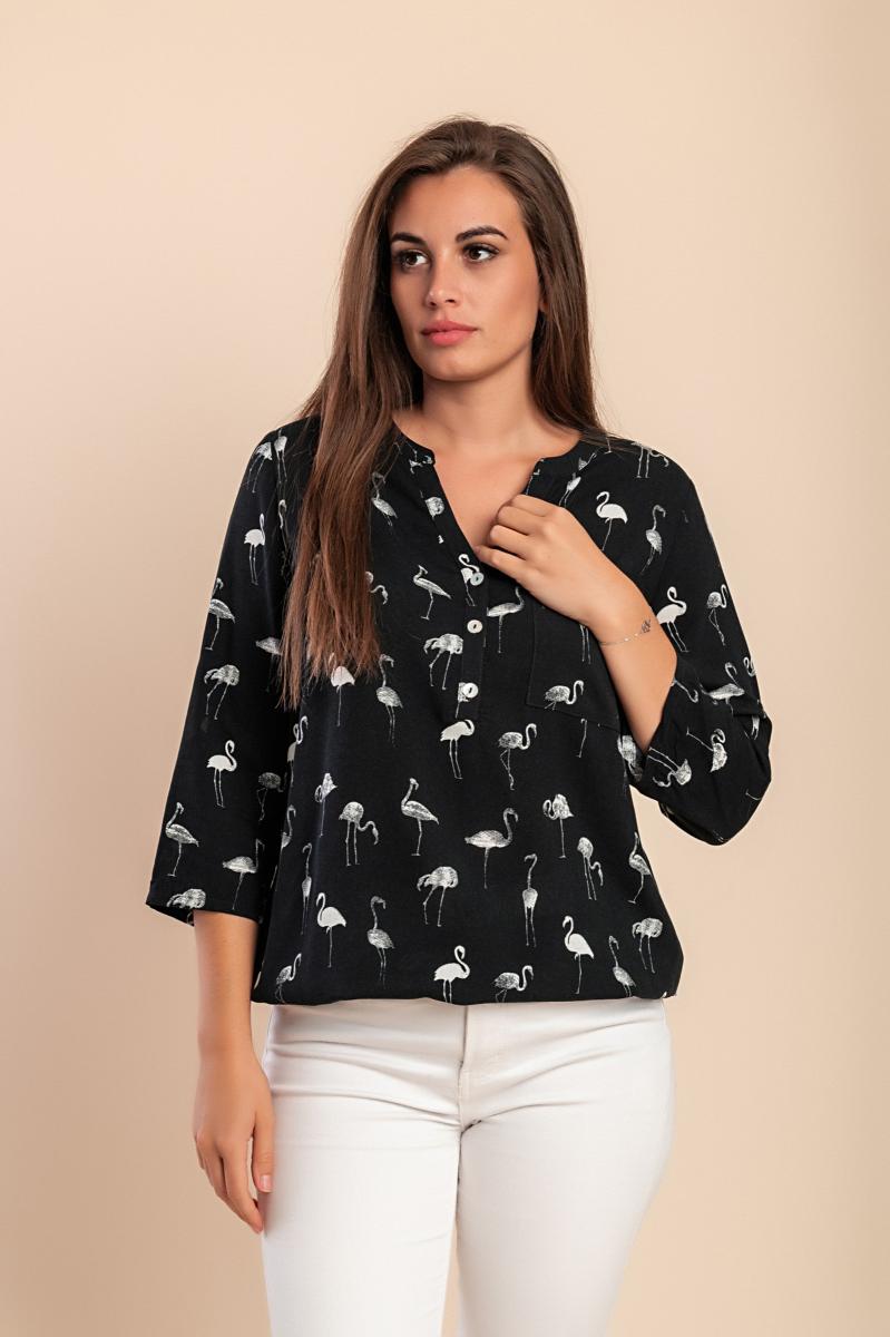 Plus size blouse with print