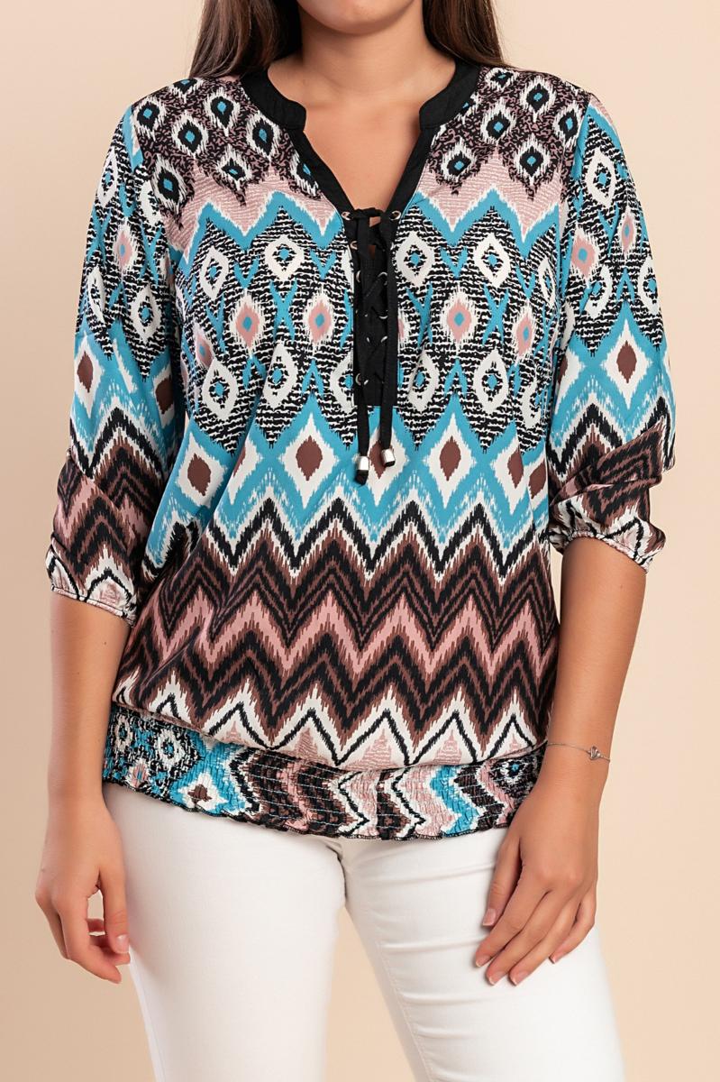 Plus size blouse with print